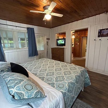Mountain Lake Cottages 亨德森维尔 外观 照片