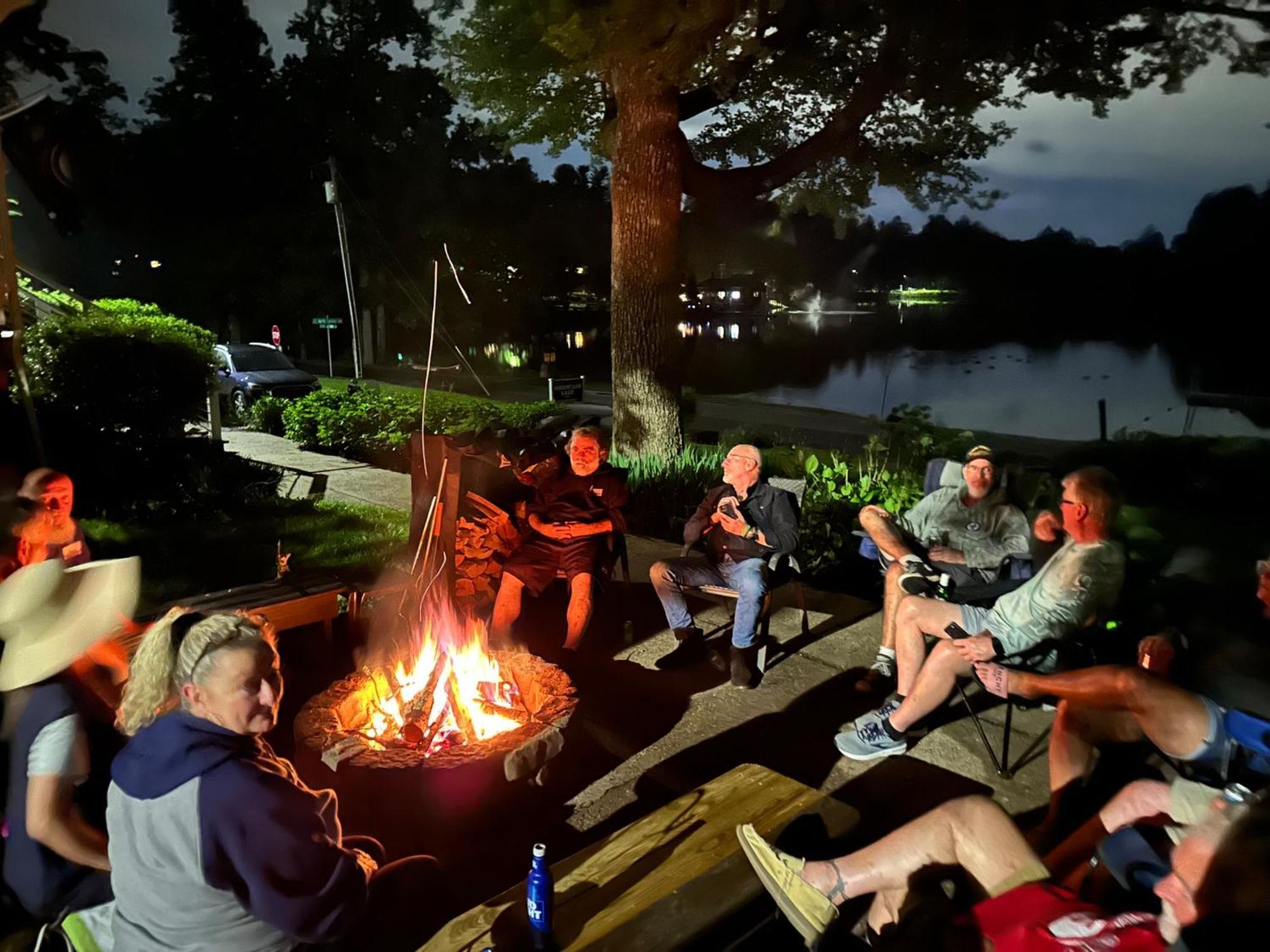 Mountain Lake Cottages 亨德森维尔 外观 照片