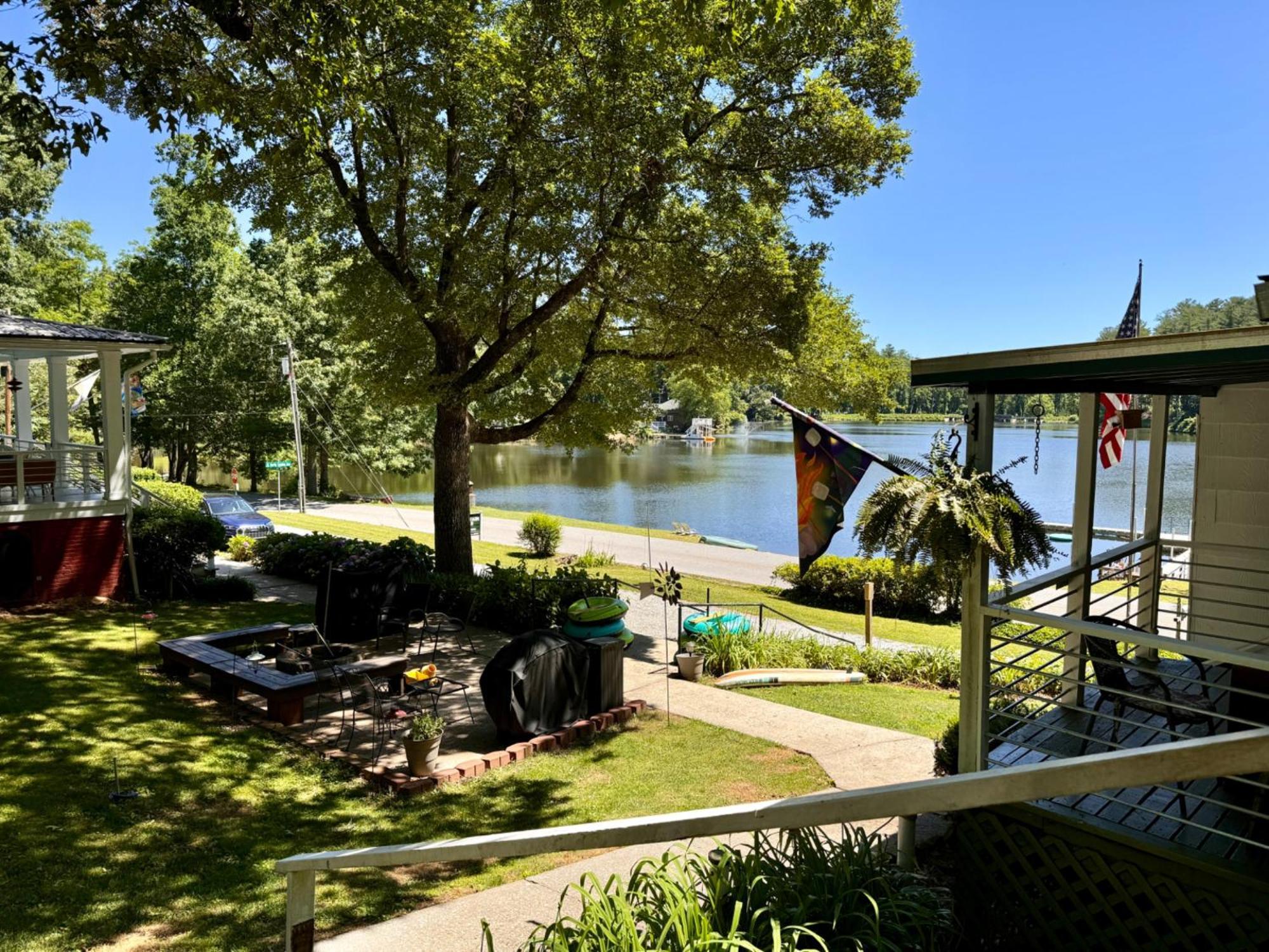 Mountain Lake Cottages 亨德森维尔 外观 照片